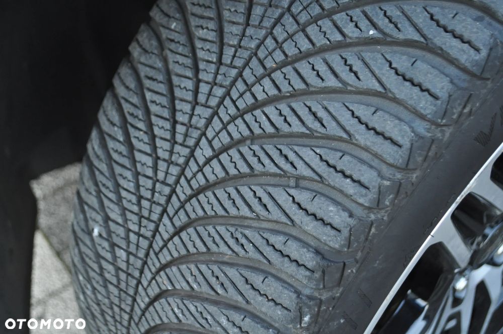 Ford Kuga 2.0 TDCi AWD Titanium - 15