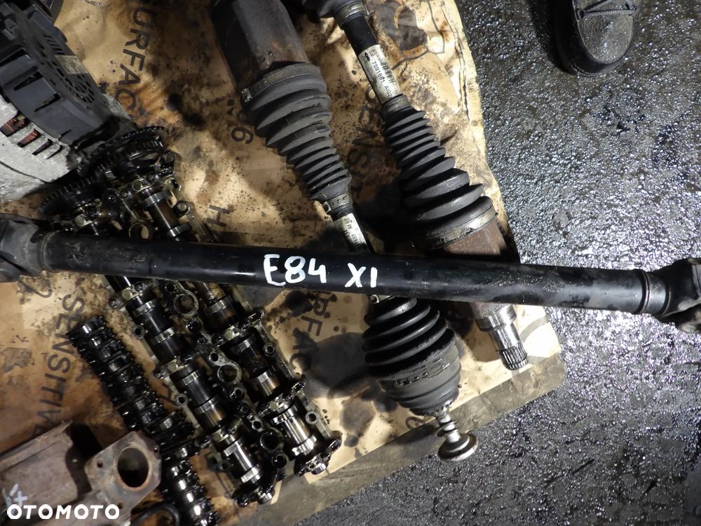 BMW - E84 , X1 - N47 - WAŁ NAPĘDOWY - KRÓTKI - PRZEDNI - 7629987 - 1