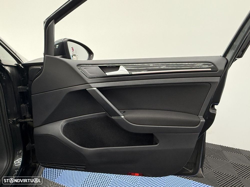 VW Golf 2.0 TSi GTi DSG - 21