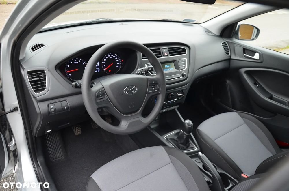 Hyundai i20 1.2 Classic + - 13