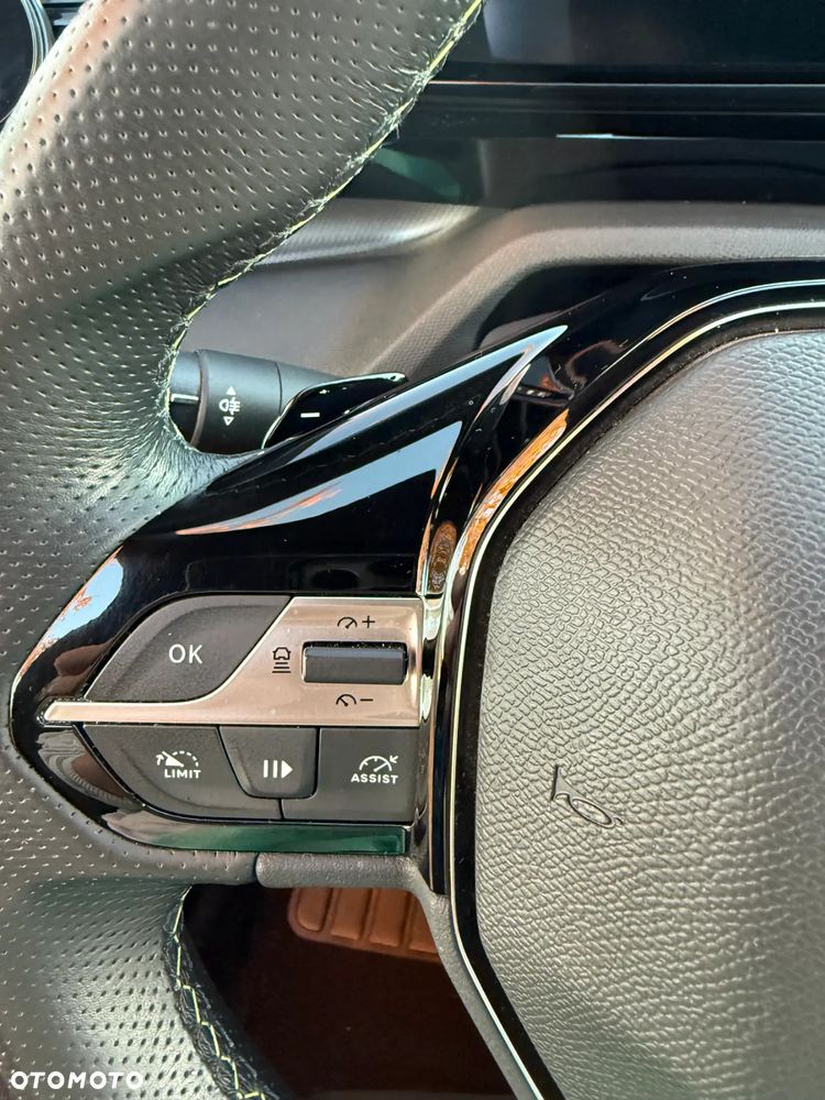 Peugeot 408 1.2 PureTech GT S&S EAT8 - 8