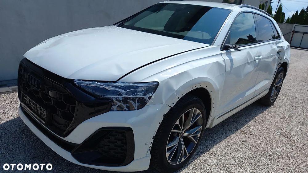 Audi Q8 - 10