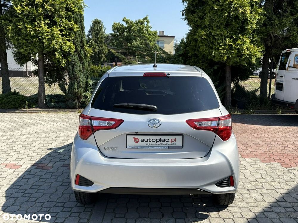 Toyota Yaris - 7
