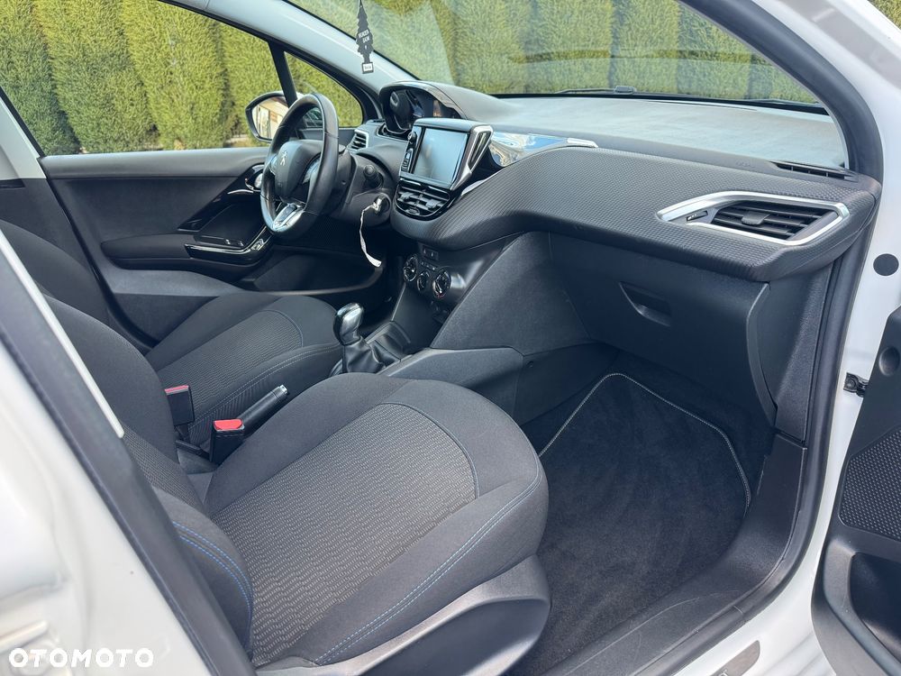 Peugeot 208 PureTech 82 Stop & Start Signature - 7