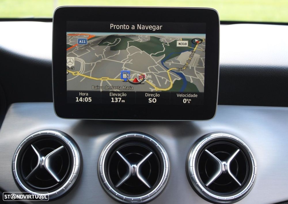 Mercedes-Benz CLA 220 d Shooting Brake AMG Line Aut. - 31