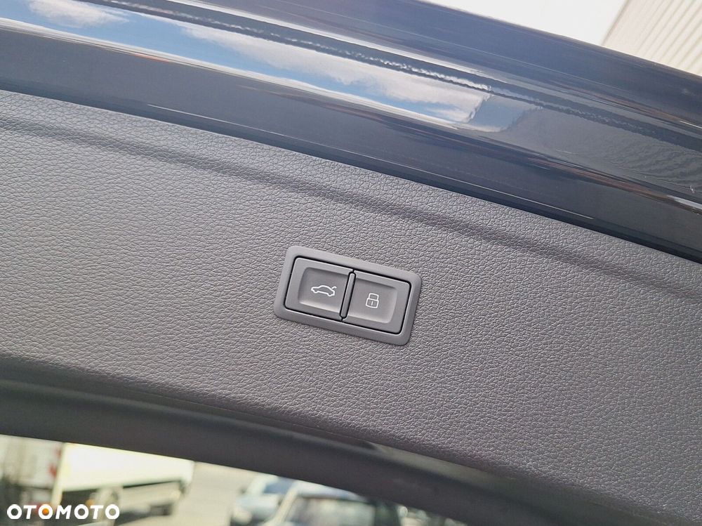 Audi Q5 35 TDI mHEV S Line S tronic - 28
