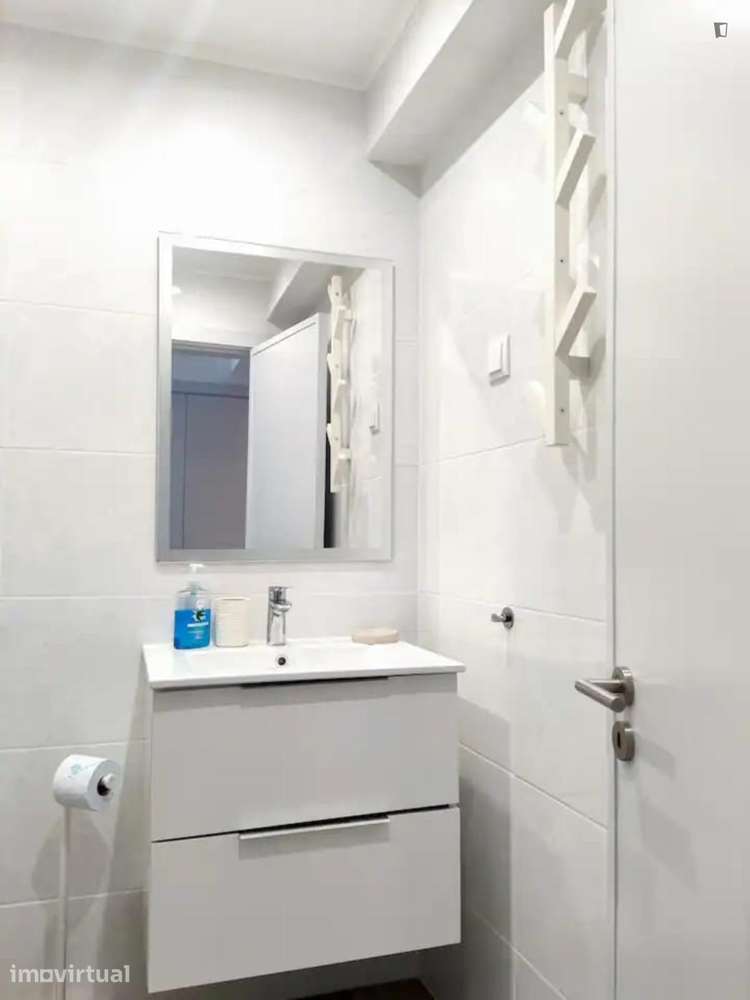 Apartamento com 2 quartos - localizado em Quarteira - Grande imagem: 5/22