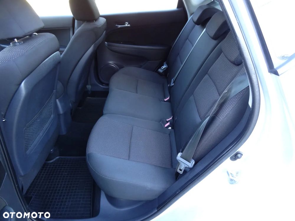 Hyundai i30 1.6 Comfort - 22