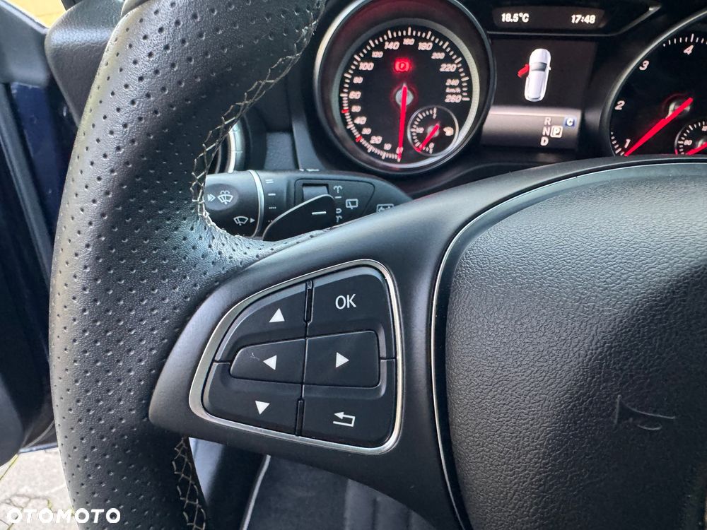 Mercedes-Benz CLA 180 d 7G-DCT Peak Edition - 19
