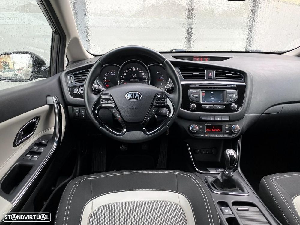Kia Ceed SW 1.6 CRDi TX Sport - 4