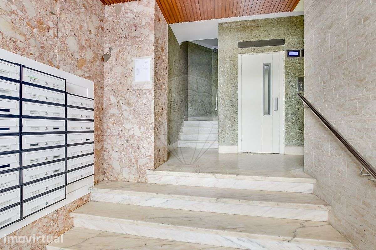 Apartamento T1 para arrendamento - Grande imagem: 2/26