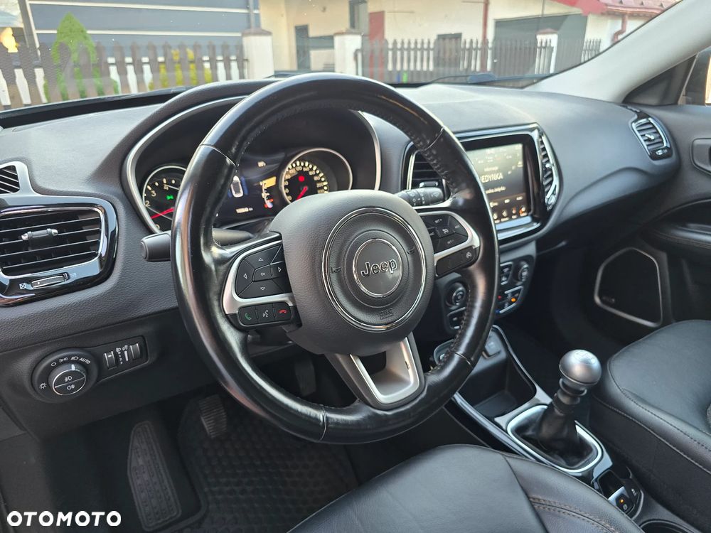 Jeep Compass 1.4 MultiAir Limited - 27