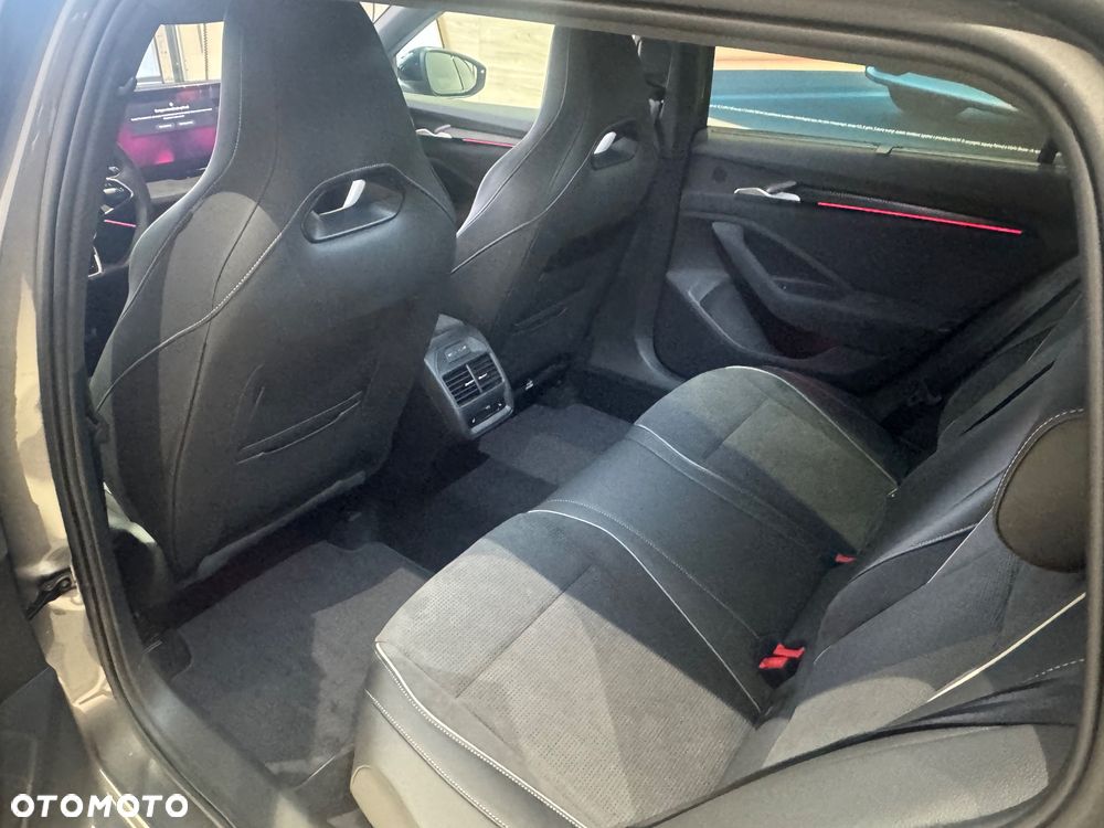 Skoda Superb 2.0 TSI Sportline DSG - 7