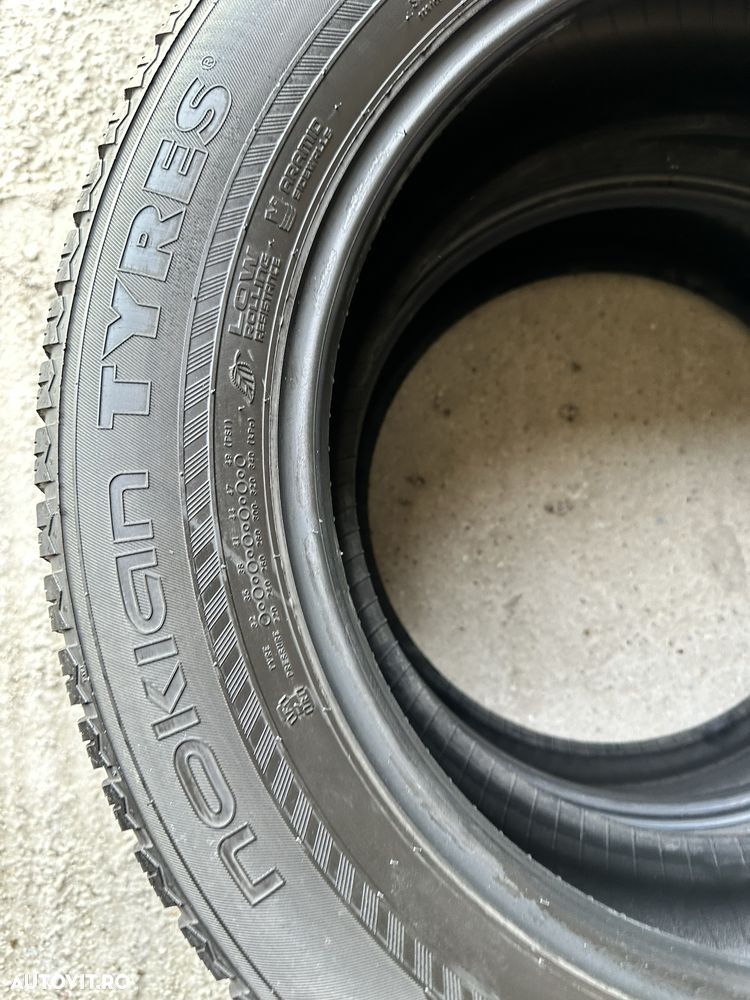 235/60 R18 Nokian WR SUV 4 - 5