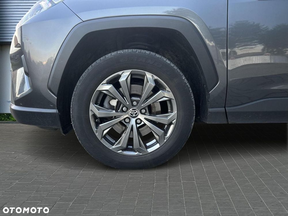 Toyota RAV4 - 9