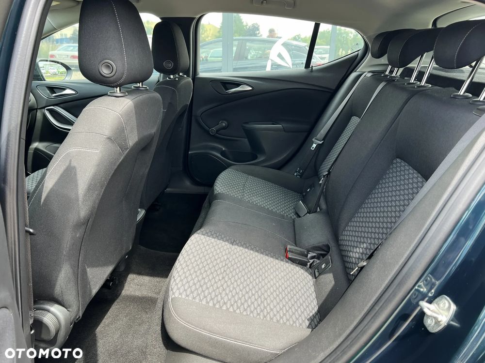 Opel Astra 1.6 CDTI Active - 24