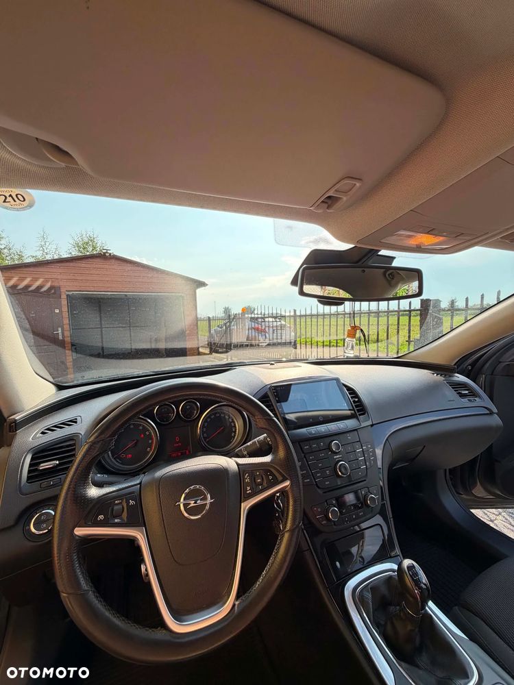 Opel Insignia 2.0 T Sport 4x4 - 13