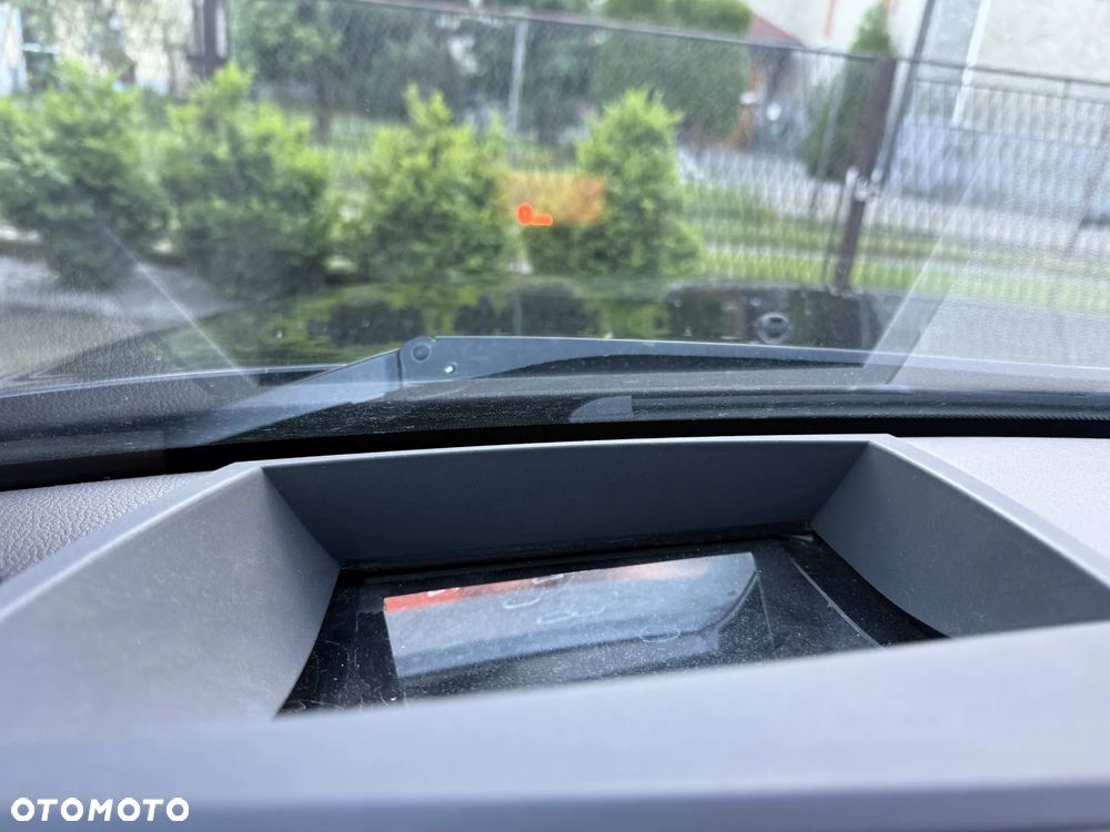 BMW Seria 5 530i - 27