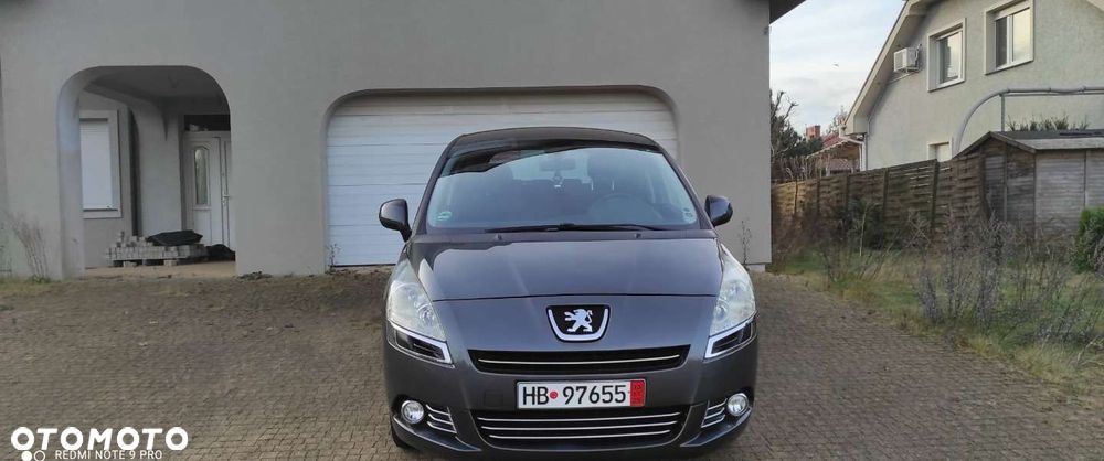 Peugeot 5008 - 13