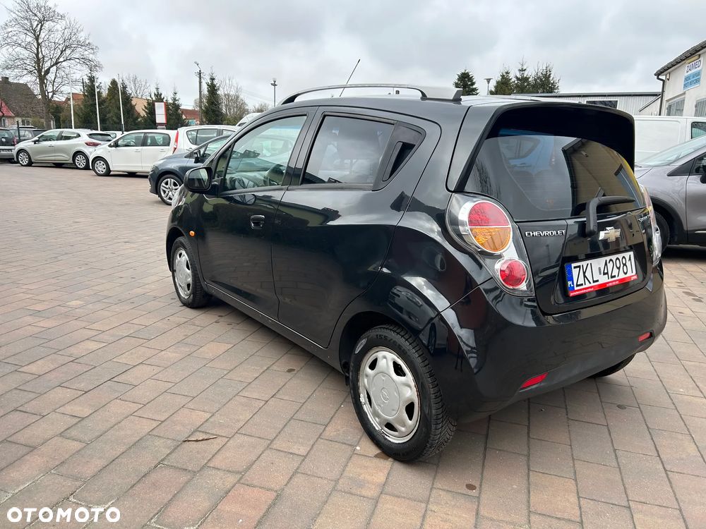 Chevrolet Spark 1.0 LS - 4