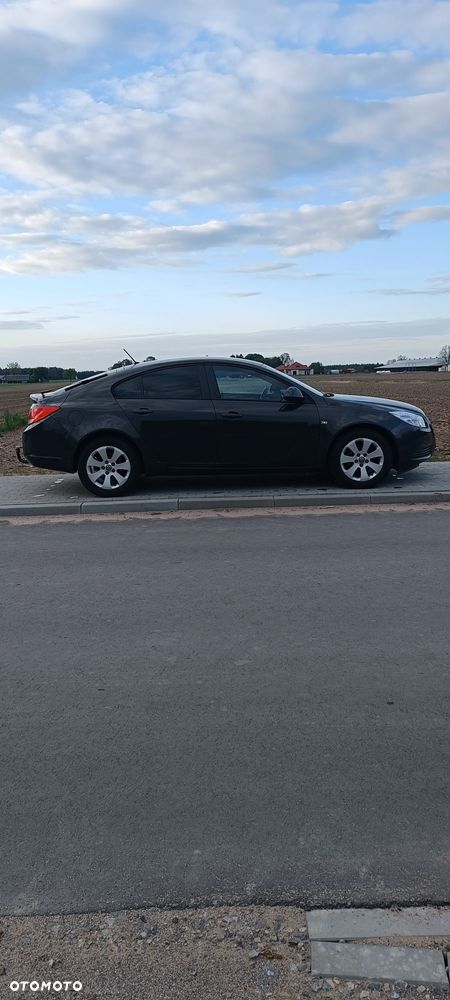 Opel Insignia - 11