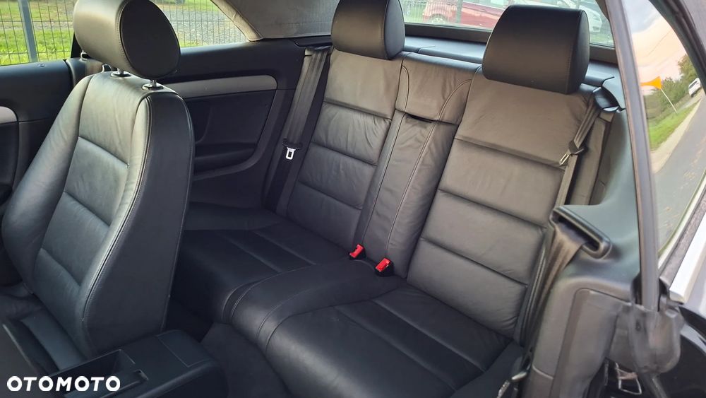 Audi A4 Cabrio 1.8T Multitronic - 10