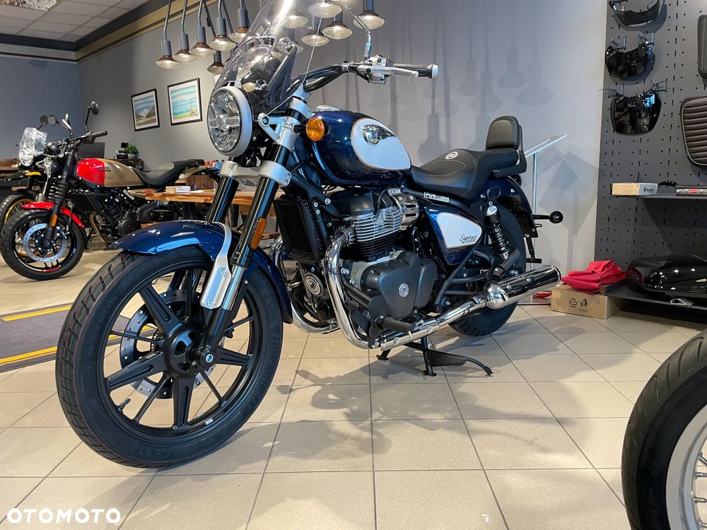 Royal Enfield Super Meteor - 3