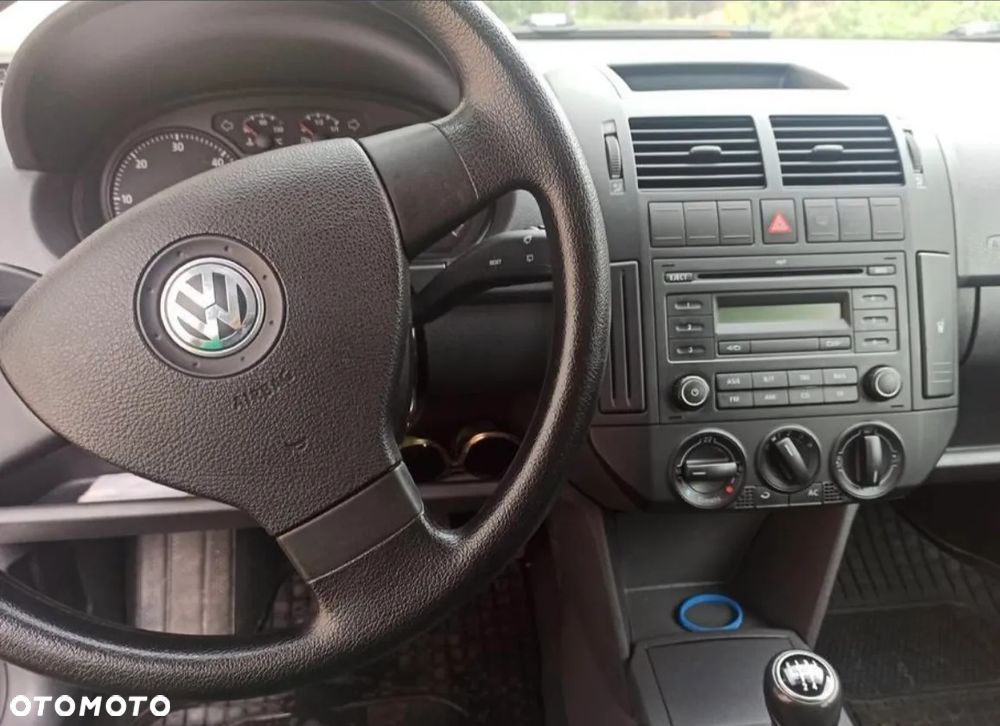 Volkswagen Polo 1.4 TDI Trendline - 4