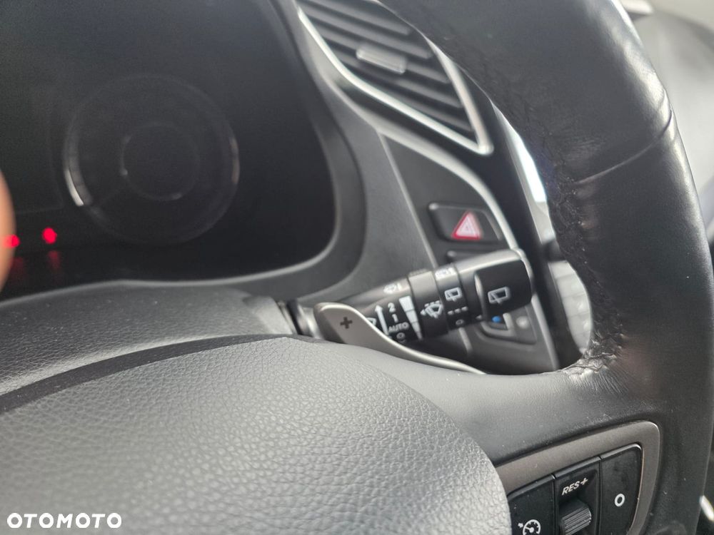 Hyundai i40 1.7 CRDi Comfort DCT - 15