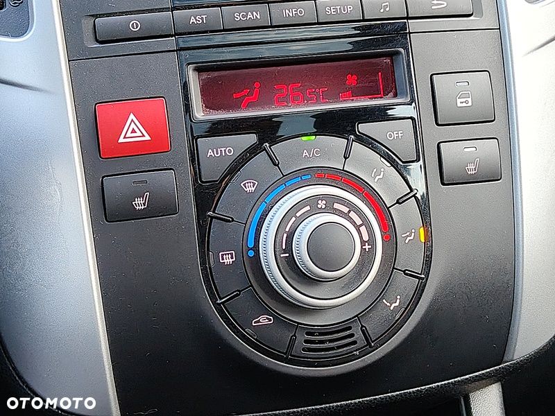 Kia Venga 1.4 CVVT Titanium Collection - 20