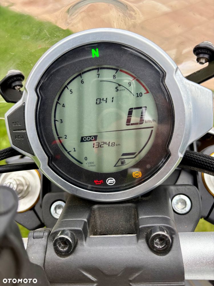 CFMoto 700CL-X Heritage - 9