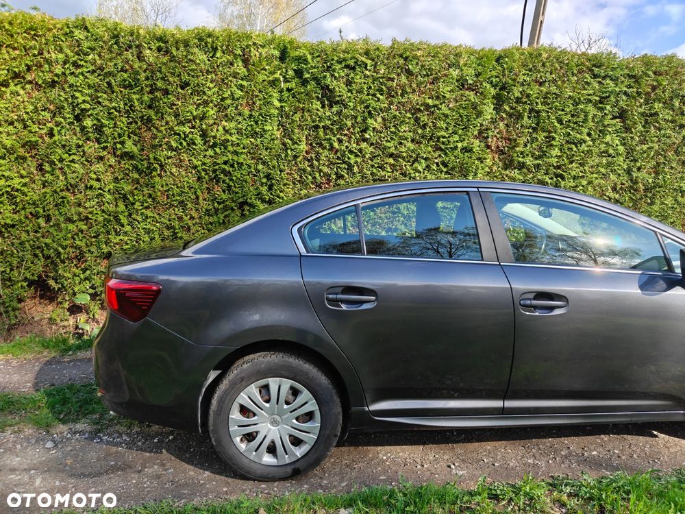 Toyota Avensis 1.6 D-4D Active - 4