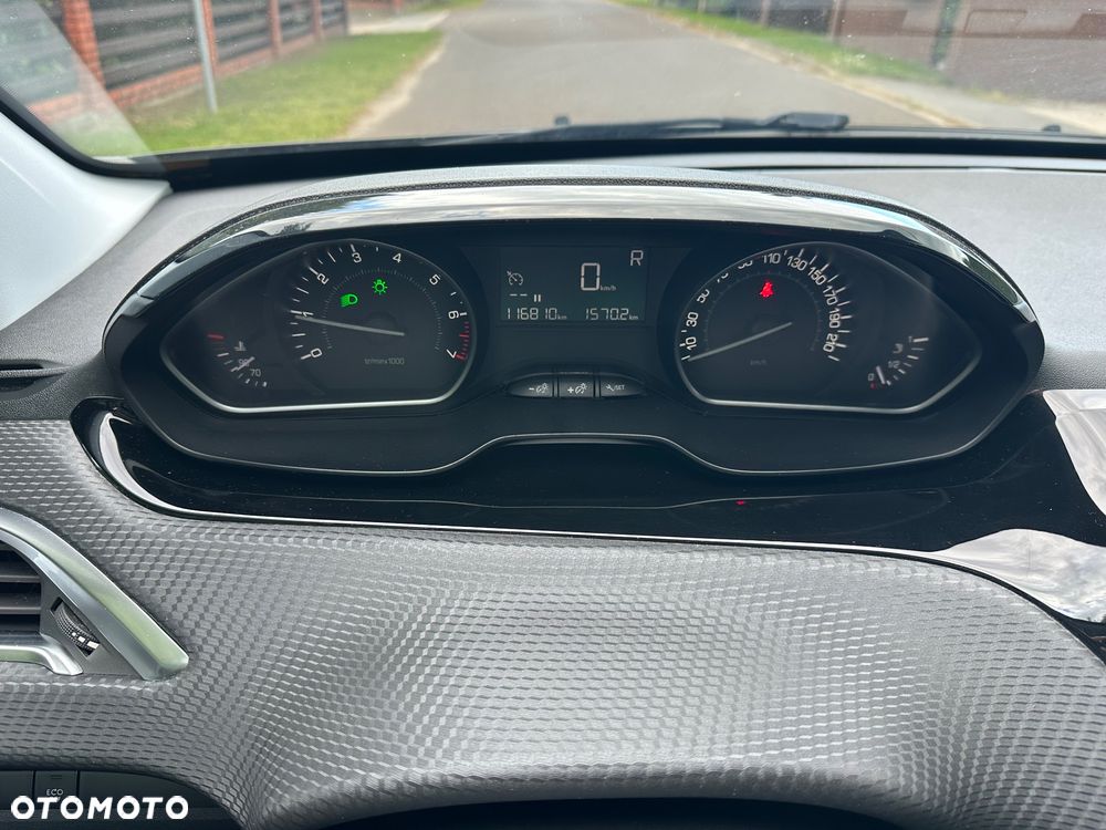 Peugeot 2008 - 21