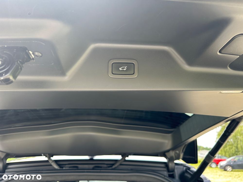 Land Rover Range Rover D350 Autobiography - 24