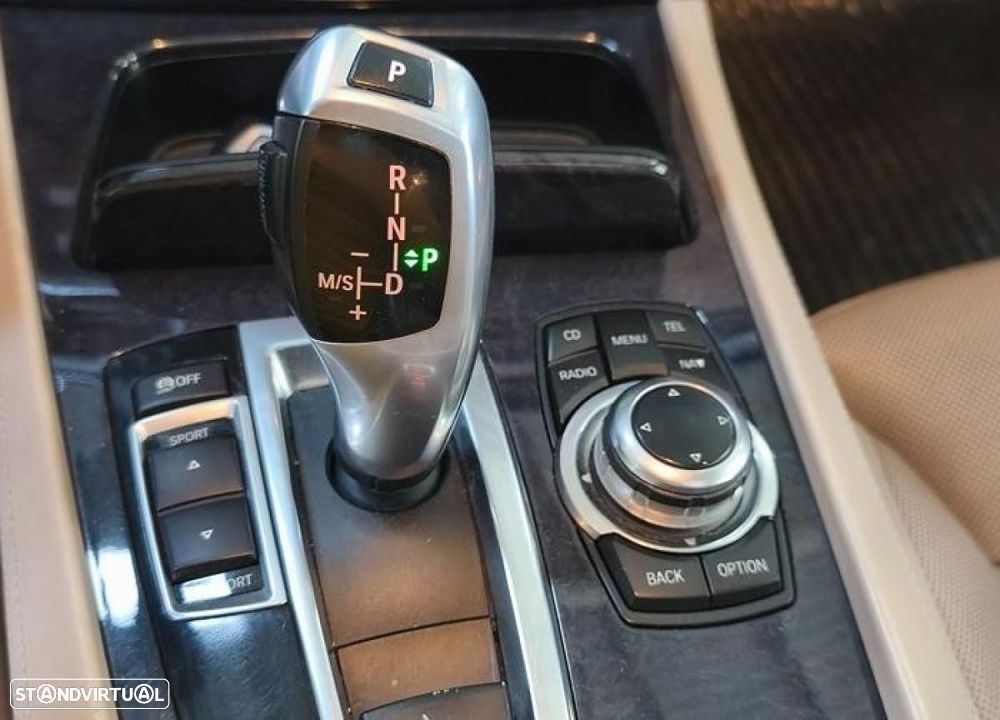 BMW 740 - 5