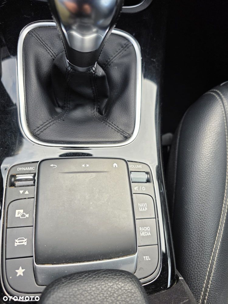 Mercedes-Benz CLA 180 Edition 2021 - 15