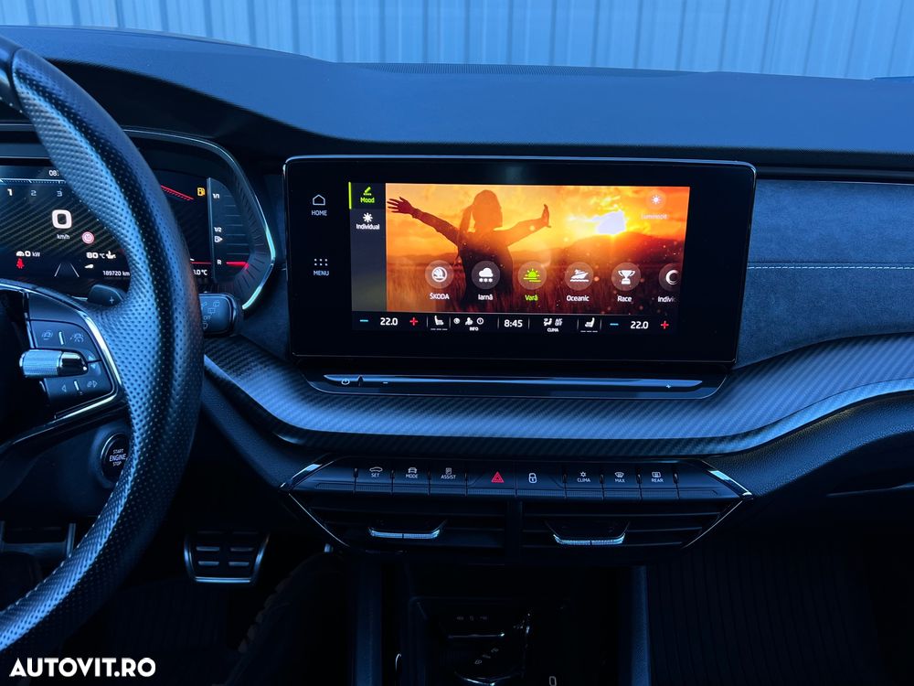 Skoda Octavia 2.0 TDI DSG RS Plus - 14