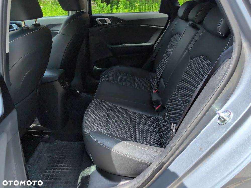 Kia Ceed 1.5 T-GDI Tribute - 22