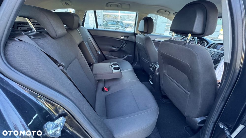 Opel Insignia 1.8 Innovation - 18