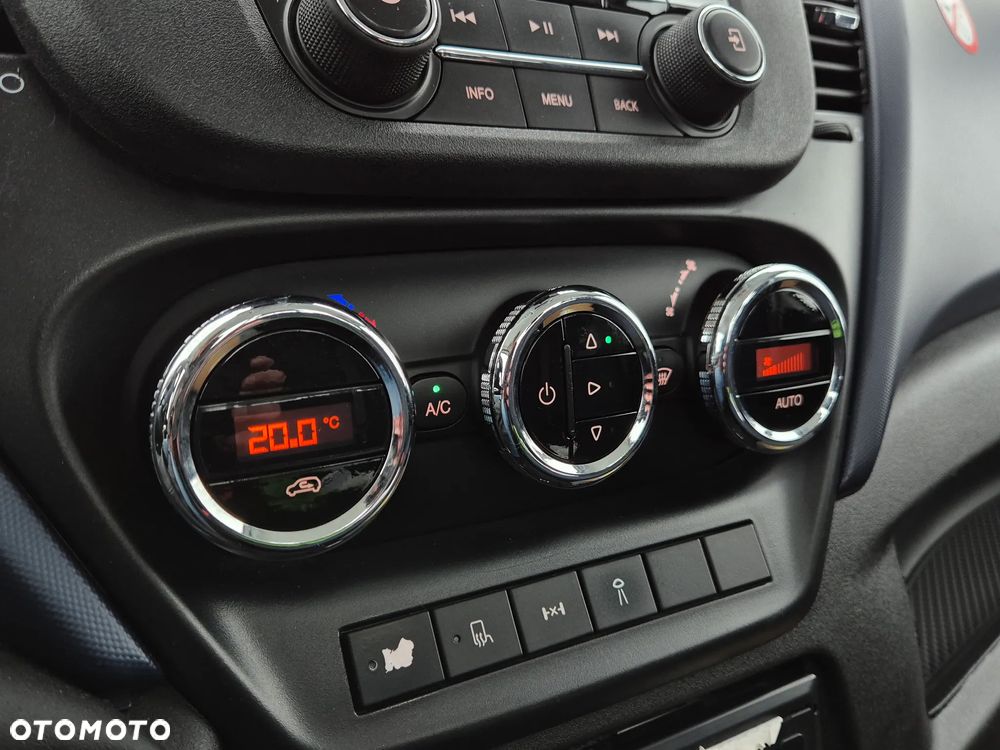 Iveco Daily 70C18 / 35C18 3.0HPi, wywrotka, blokada mostu - 17