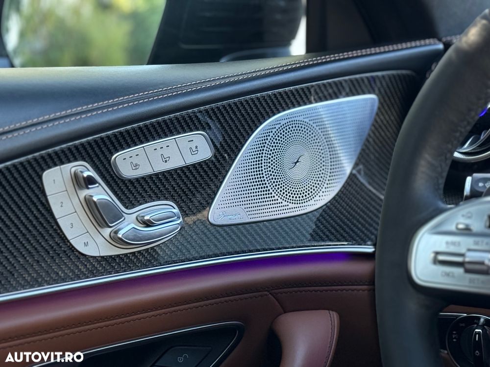Mercedes-Benz AMG - 12