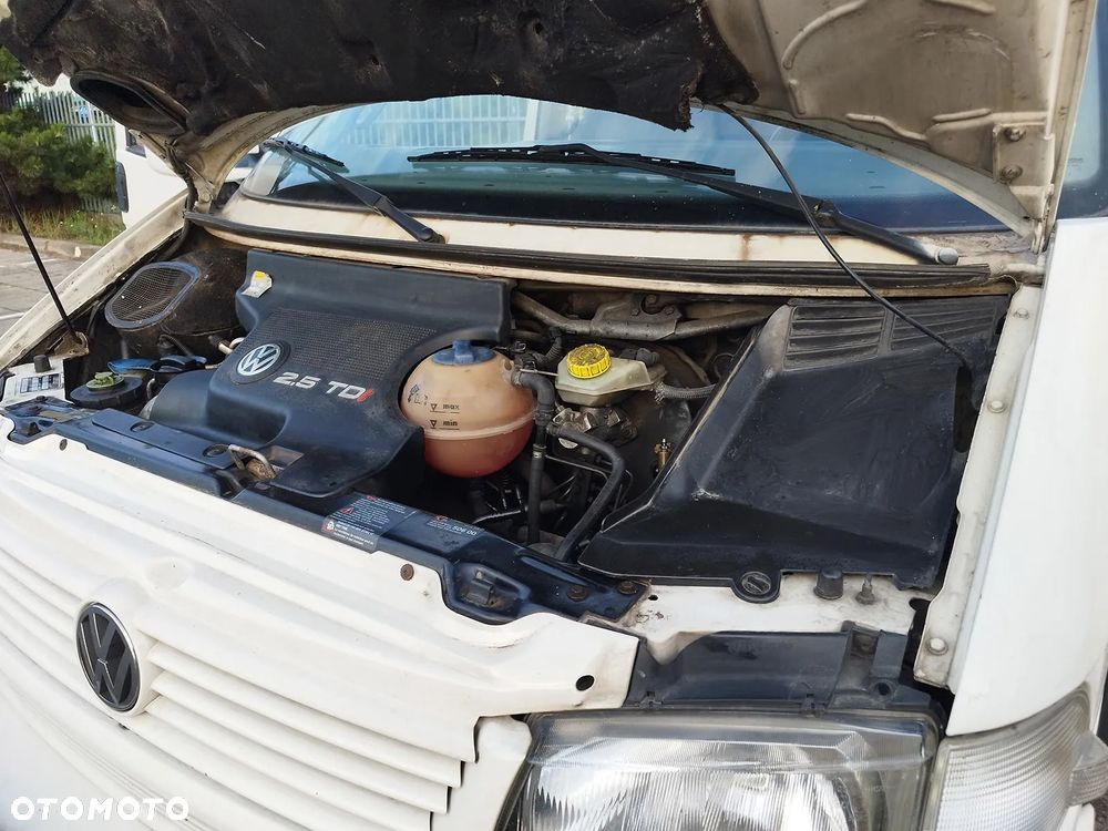 Volkswagen Transporter - 8