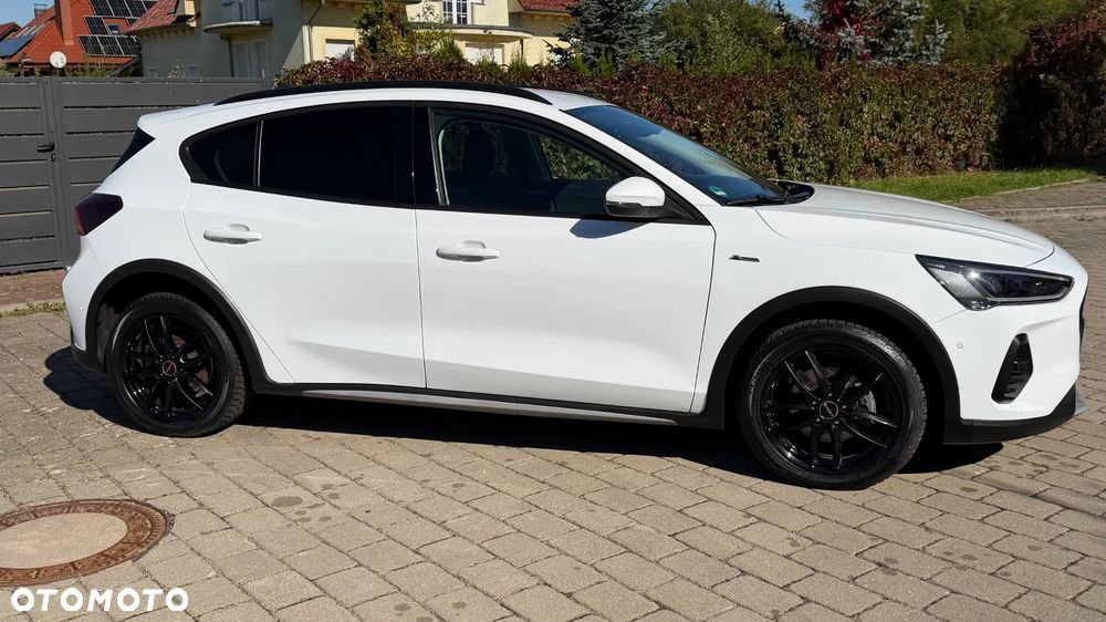 Ford Focus 1.0 EcoBoost Hybrid ACTIVE - 16