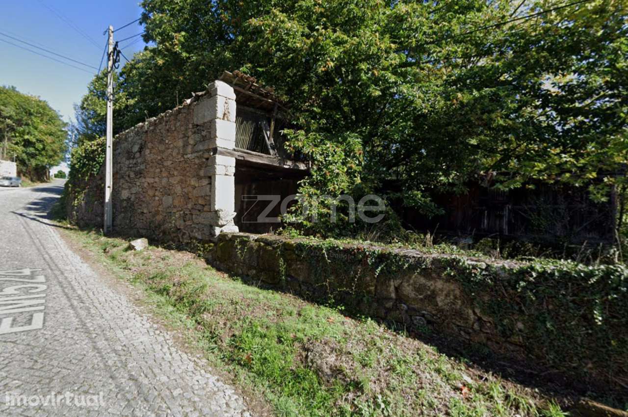 Moradia, Alpendre, Canastro e Eira em pedra p/ restaurar, Painzela CB - Grande imagem: 2/20