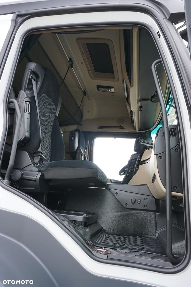 Mercedes-Benz ACTROS / 1840 / ACC / E 6 / MP 5 / CHŁODNIA + WINDA / MULTITEMPERATURA / 19 PALET - 8