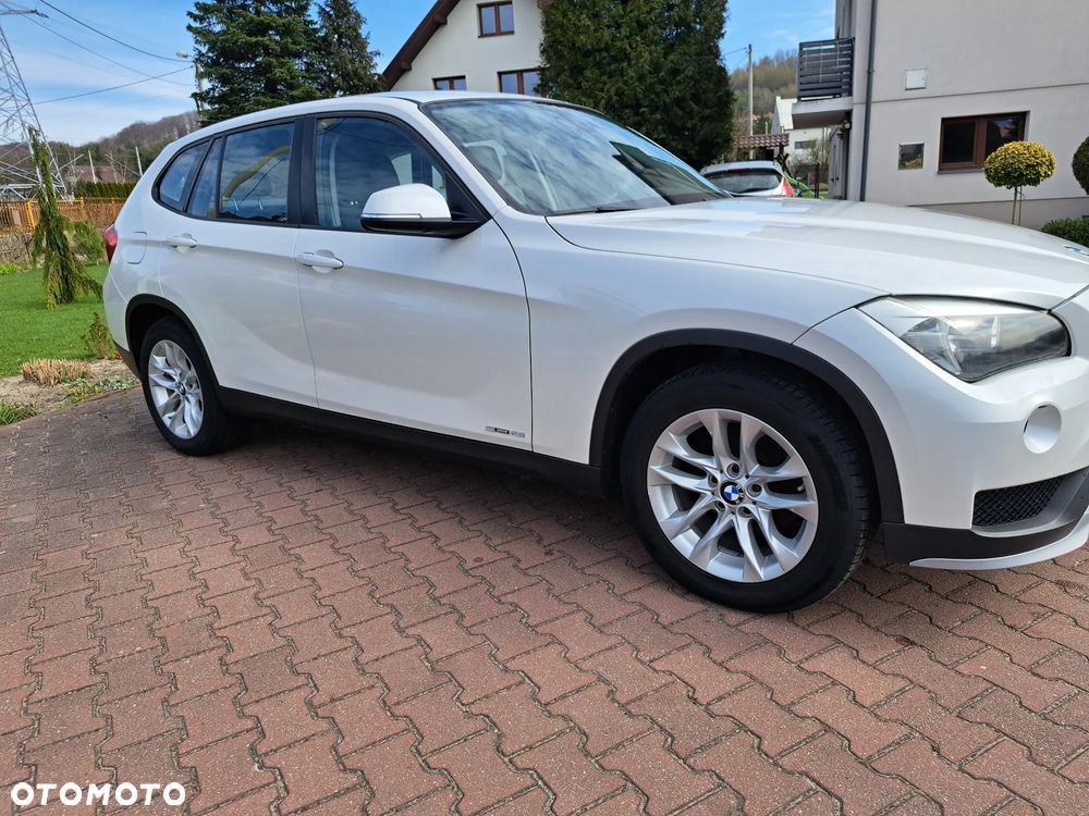 BMW X1 sDrive18i xLine - 3