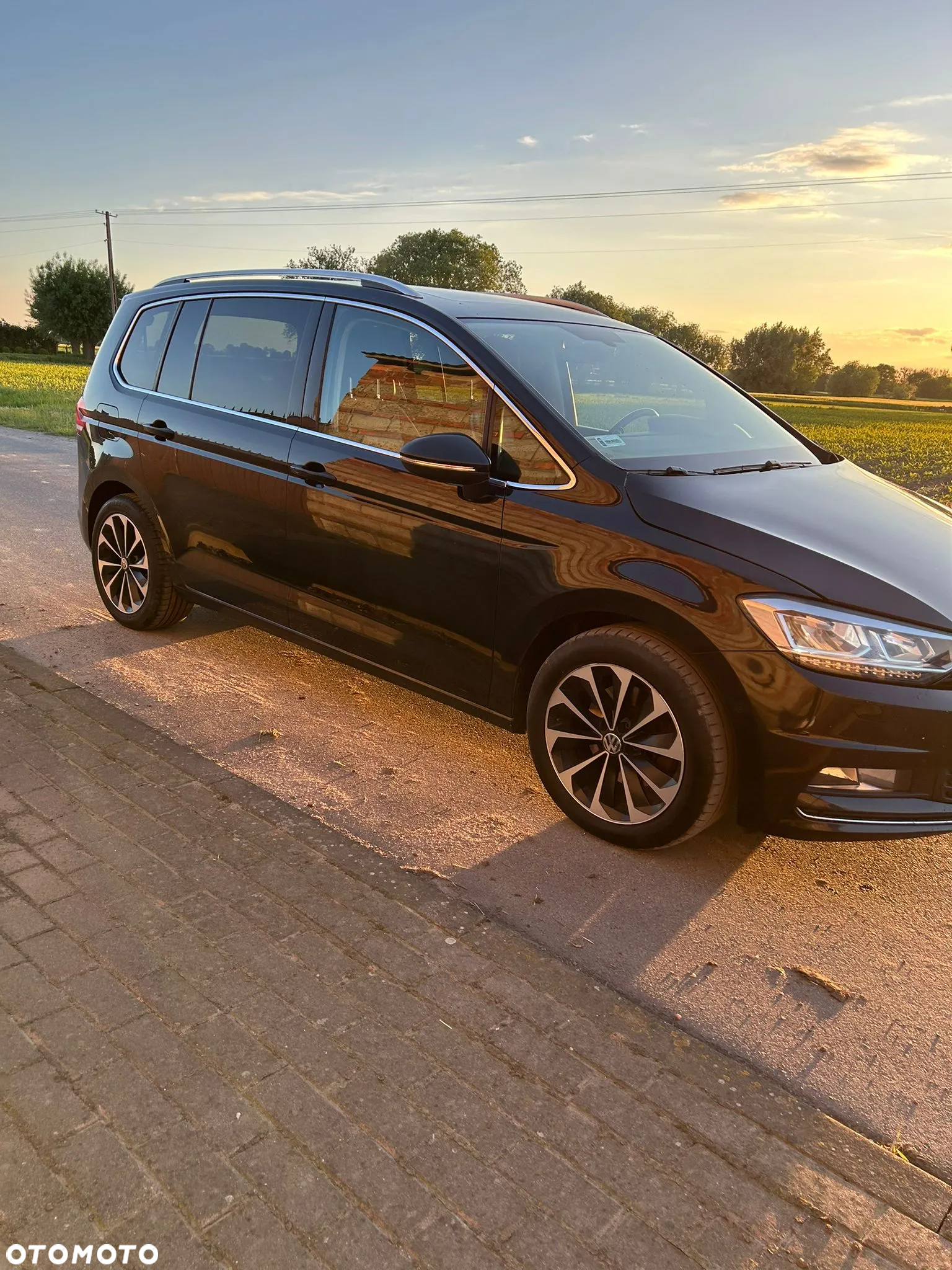 Volkswagen Touran 2.0 TDI BMT Highline DSG - 4