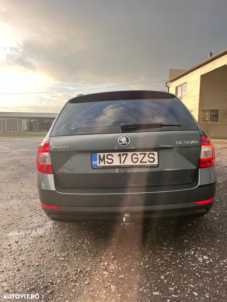 Skoda Octavia 2.0 TDI Ambition - 3