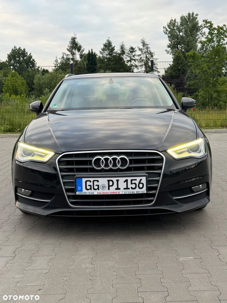 Audi A3 Sportback 1.6 TDI Attraction - 3