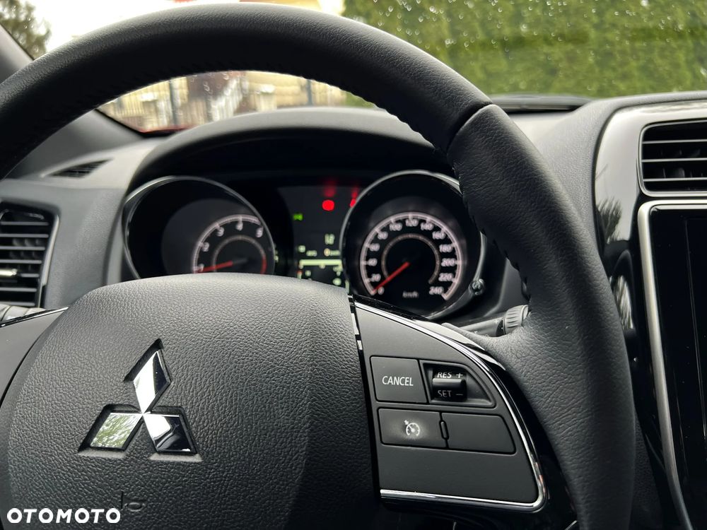 Mitsubishi ASX 2.0 Invite - 34